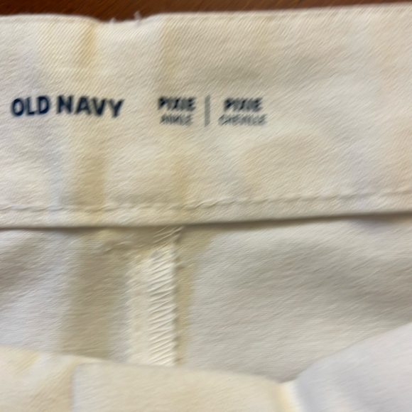 NWOT Old Navy Pixie Pants Size 12 White - Picture 4 of 7